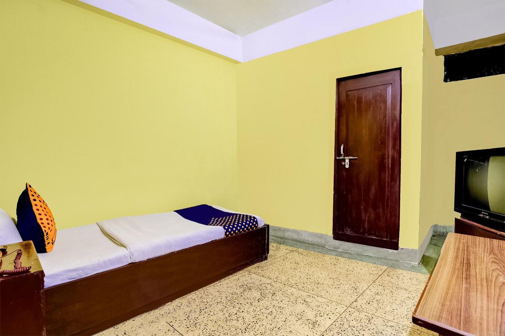 Spot On Durba 2 Hotel Tezpur Luaran gambar